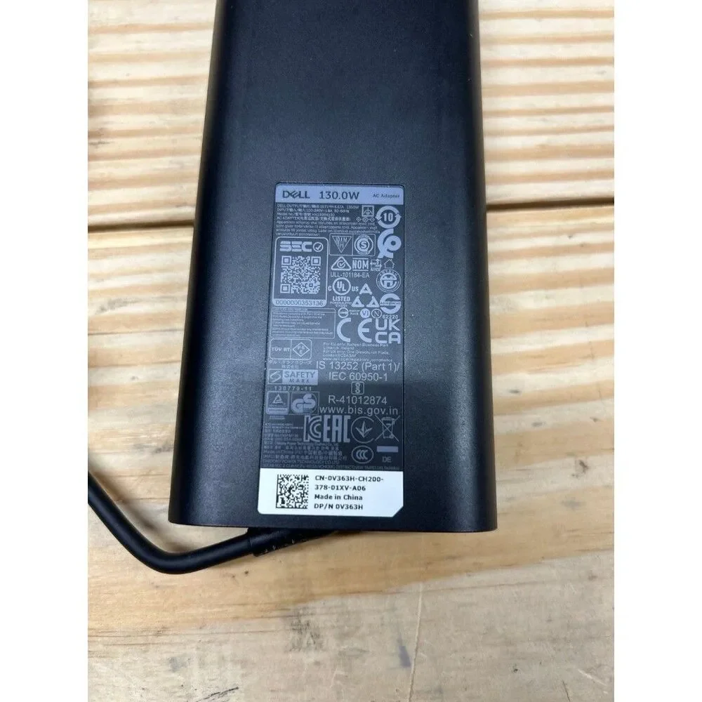 Dell 130 watt AC adapter for computers
